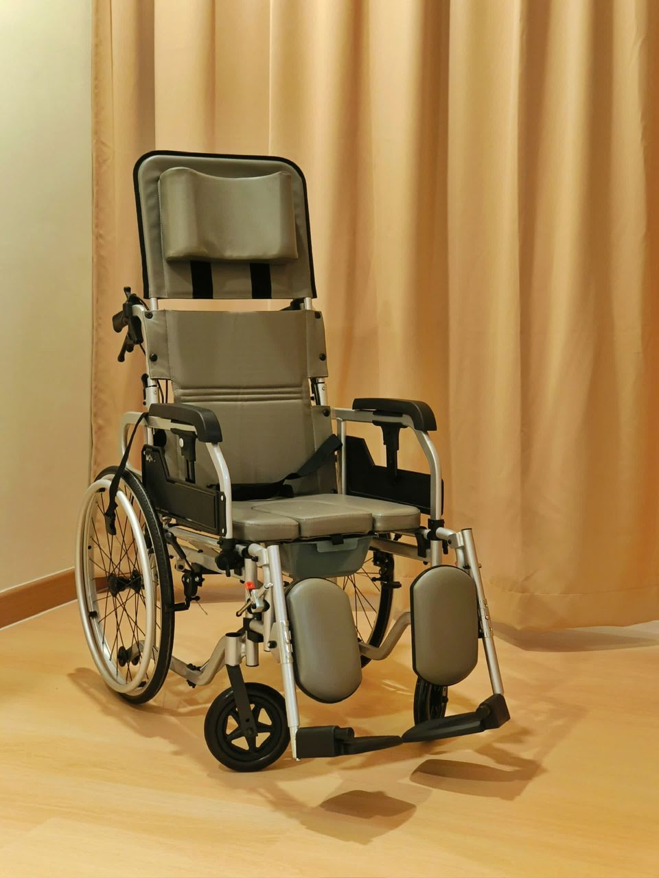 Wheelchair accessible van